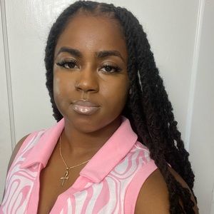 Meet your Posher, Shante